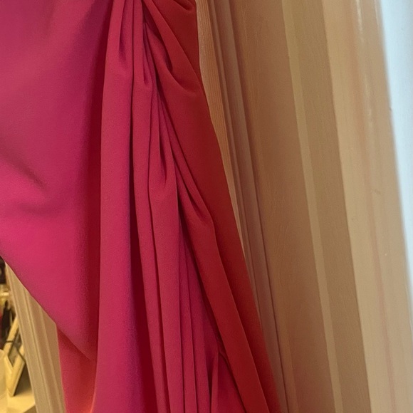 ELLIATT - Picture 9 of 9